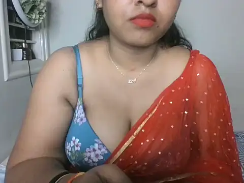 its me Rashmi online show from 10/10/25, 06:29
