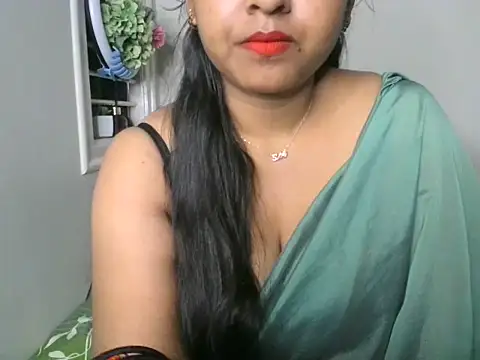 its me Rashmi online show from 10/13/25, 06:13