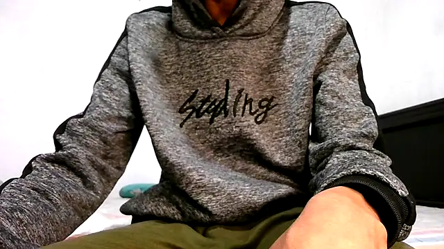 Noah Miller7 online show from 10/10/25, 02:38