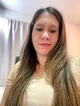 emma hot2006 online show from 10/22/25, 04:18