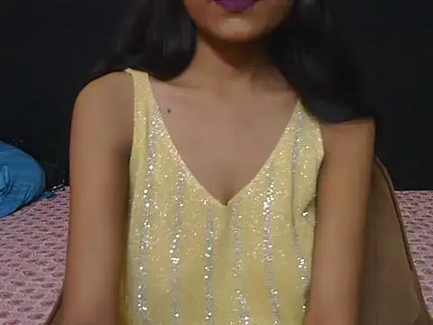 Snapshot of hoty-priya chatting on 09/12/25, 04:45 hoty-priya online show from 09/12/25, 04:45