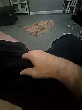 Snapshot of biversboy chatting on 09/19/25, 05:57 biversboy online show from 09/19/25, 05:57