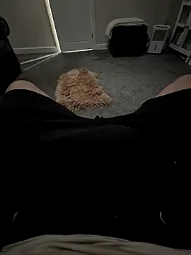 Snapshot of biversboy chatting on 10/23/25, 06:02 biversboy online show from 10/23/25, 06:02