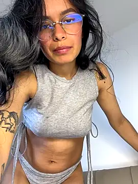 Melissa coch online show from 10/12/25, 03:22