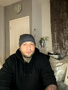 ciaraandbenzo online show from 10/05/25, 10:40