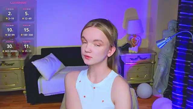 RosesKate online show from 11/11/25, 12:05