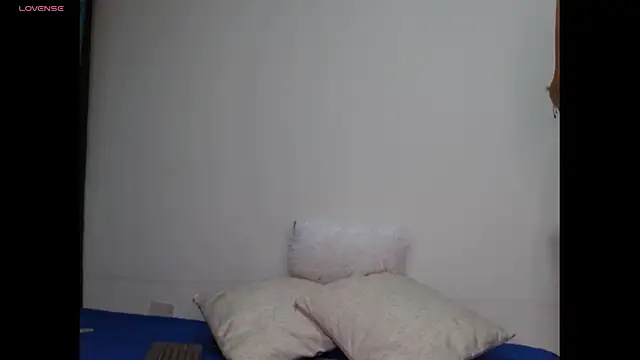 Gia Lee online show from 11/20/25, 02:45