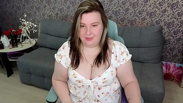 Snapshot of Lillit__ chatting on 10/02/25, 09:00 Lillit online show from 10/02/25, 09:00