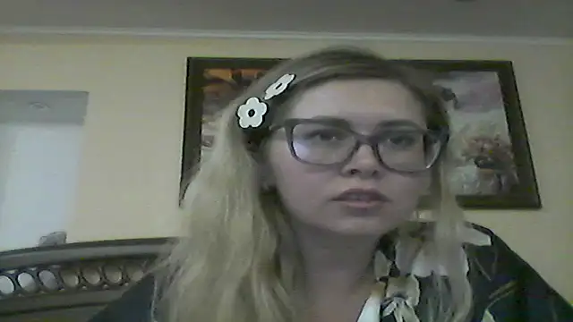 Crystal00Girl online show from 11/06/25, 01:17