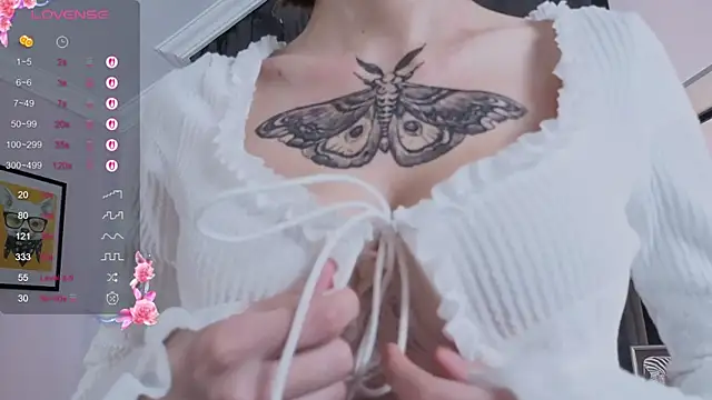 Sonia Jones online show from 10/25/25, 06:24