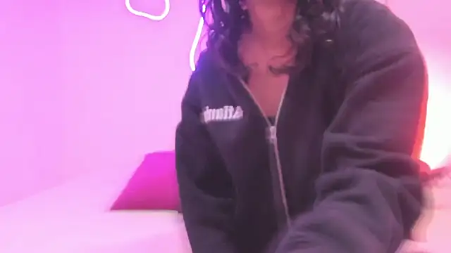 Cherrydollxx online show from 11/06/25, 11:44