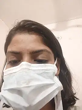 Snapshot of sassyy_poonam chatting on 10/24/25, 03:25 sassyy poonam online show from 10/24/25, 03:25