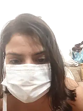 Snapshot of sassyy_poonam chatting on 10/27/25, 03:49 sassyy poonam online show from 10/27/25, 03:49