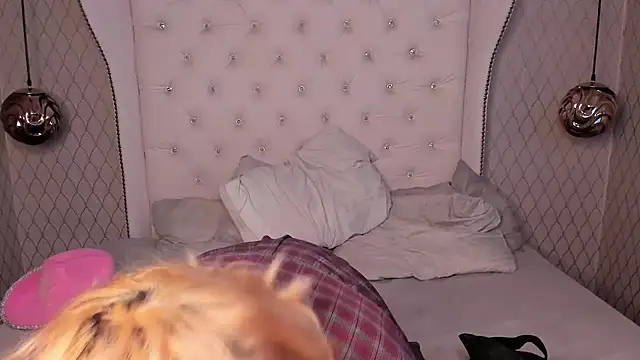 OliIverr22 online show from 10/28/25, 12:09