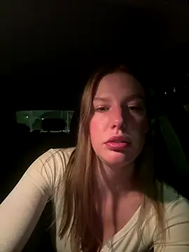 Chloemillerrxx online show from 11/16/25, 08:25
