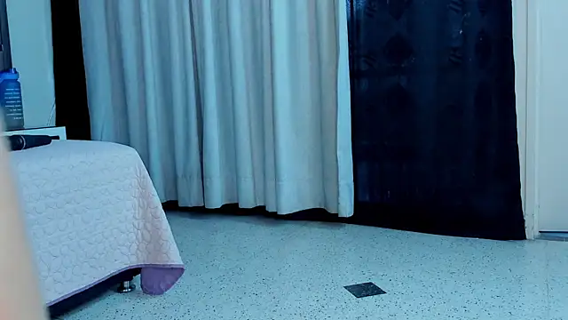 HaileyDuke online show from 09/26/25, 12:20