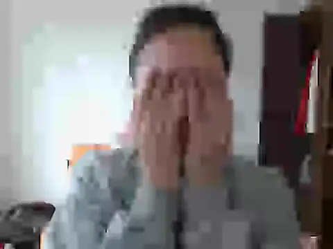 Snapshot of madissooon__ chatting on 10/28/25, 06:54 madissooon online show from 10/28/25, 06:54