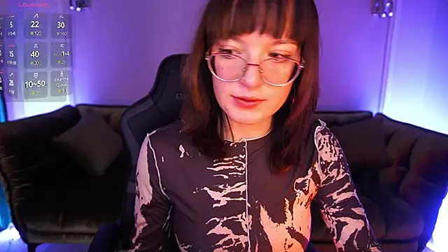 Pixie Peachh online show from 11/14/25, 07:40