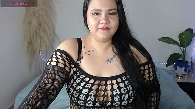 talia florez online show from 11/07/25, 07:25