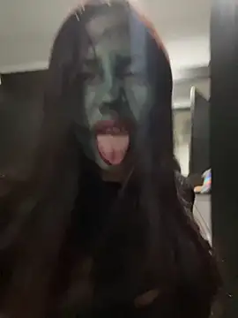 LisaGoddes online show from 10/13/25, 03:39