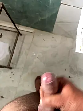 Desiandaj online show from 10/17/25, 05:43