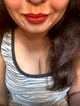 Bhabi Ki Antarvasna online show from 10/12/25, 07:07