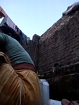 Snapshot of Hot_Kajal5 chatting on 10/17/25, 12:19 Hot Kajal5 online show from 10/17/25, 12:19