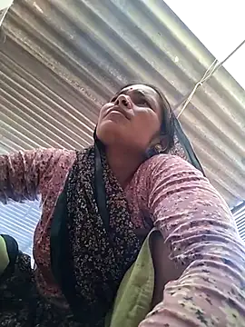 Snapshot of Hot_Kajal5 chatting on 10/18/25, 02:47 Hot Kajal5 online show from 10/18/25, 02:47