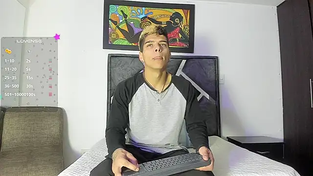 wyatt 3 online show from 10/08/25, 11:30