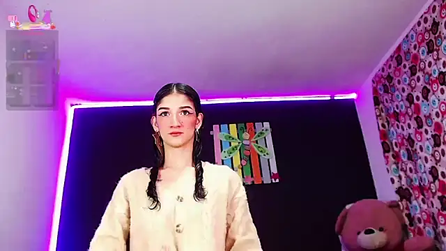 Snapshot of ingrid_zese_ chatting on 10/05/25, 07:12 ingrid zese online show from 10/05/25, 07:12