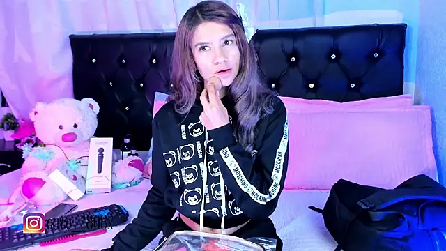 Sofiia cute  online show from 11/20/25, 04:01