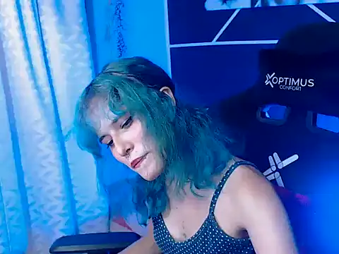 Snapshot of LITTLENAMI_ chatting on 10/02/25, 12:50 LITTLENAMI online show from 10/02/25, 12:50