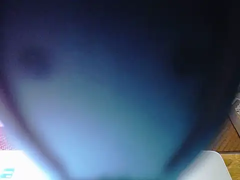 Snapshot of ahoa_Tk chatting on 11/05/25, 01:05 ahoa Tk online show from 11/05/25, 01:05