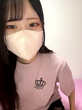 Snapshot of noa_uxu chatting on 10/06/25, 07:06 noa uxu online show from 10/06/25, 07:06