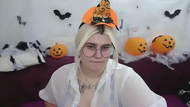 Amber Monro online show from 10/29/25, 04:26