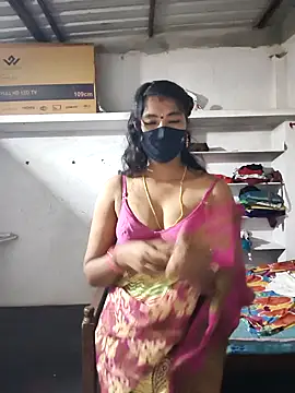 Snapshot of srav43 chatting on 09/18/25, 06:10 srav43 online show from 09/18/25, 06:10