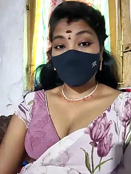 Snapshot of srav43 chatting on 10/07/25, 06:10 srav43 online show from 10/07/25, 06:10