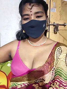 Snapshot of srav43 chatting on 10/15/25, 05:24 srav43 online show from 10/15/25, 05:24