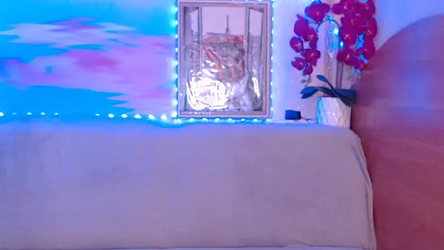 LucyStella8888 online show from 11/30/25, 04:22