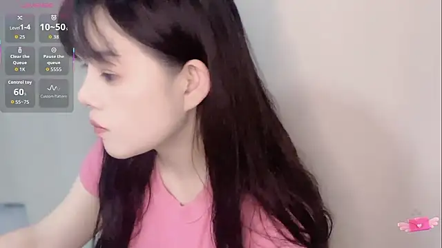 Snapshot of kele-3333 chatting on 10/10/25, 10:14 kele-3333 online show from 10/10/25, 10:14