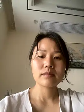 Snapshot of Mier-cn chatting on 09/17/25, 11:39 Mier-cn online show from 09/17/25, 11:39