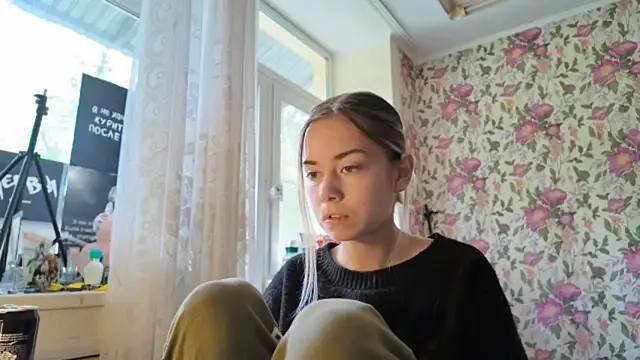 Witching Moon online show from 09/18/25, 08:16