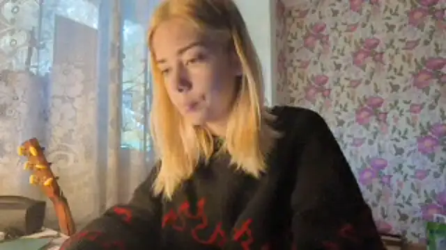 Witching Moon online show from 09/25/25, 07:23