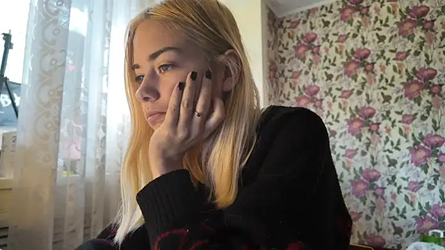 Witching Moon online show from 10/04/25, 07:28