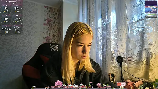 Witching Moon online show from 10/13/25, 08:36