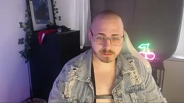 Snapshot of FabianKinky chatting on 09/23/25, 09:34 FabianKinky online show from 09/23/25, 09:34
