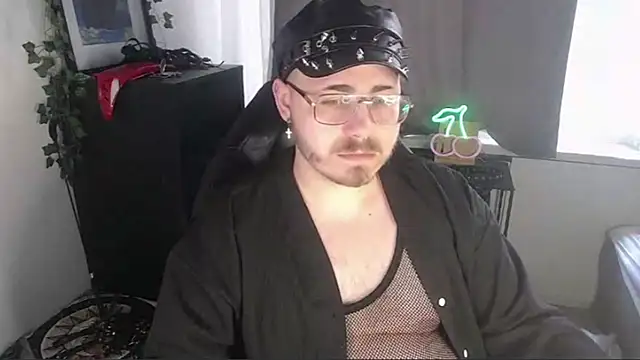 Snapshot of FabianKinky chatting on 09/26/25, 09:46 FabianKinky online show from 09/26/25, 09:46