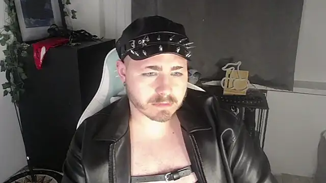 Snapshot of FabianKinky chatting on 09/26/25, 09:52 FabianKinky online show from 09/26/25, 09:52