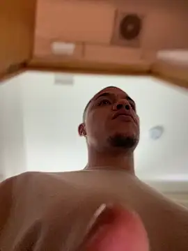 AlphaMasterXxx online show from 10/11/25, 12:04