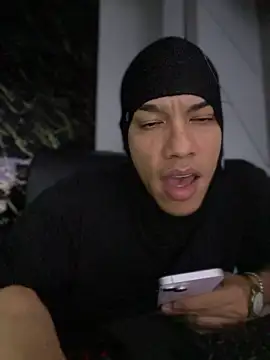 AlphaMasterXxx online show from 10/15/25, 02:01